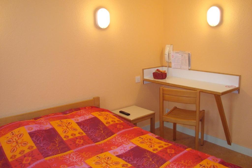 Hotel Le Bretagne Louvigne-de-Bais Экстерьер фото