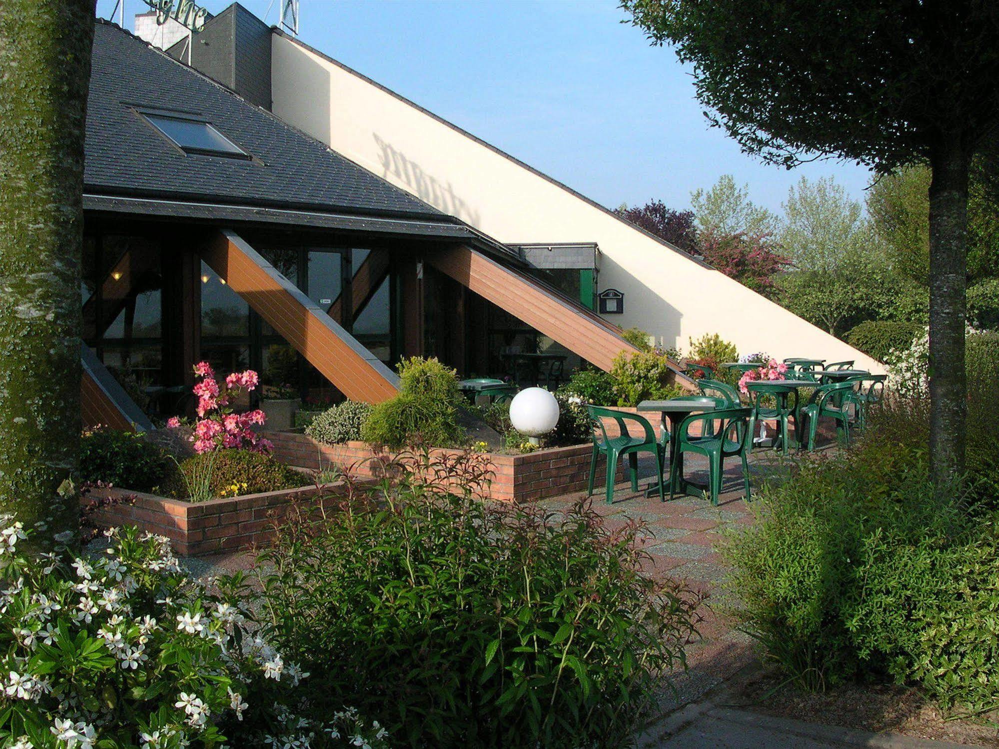 Hotel Le Bretagne Louvigne-de-Bais Экстерьер фото